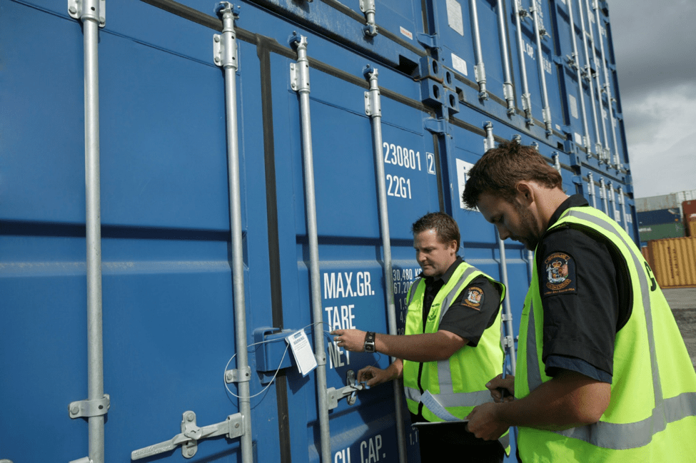 CUSTOMS & COMPLIANCE